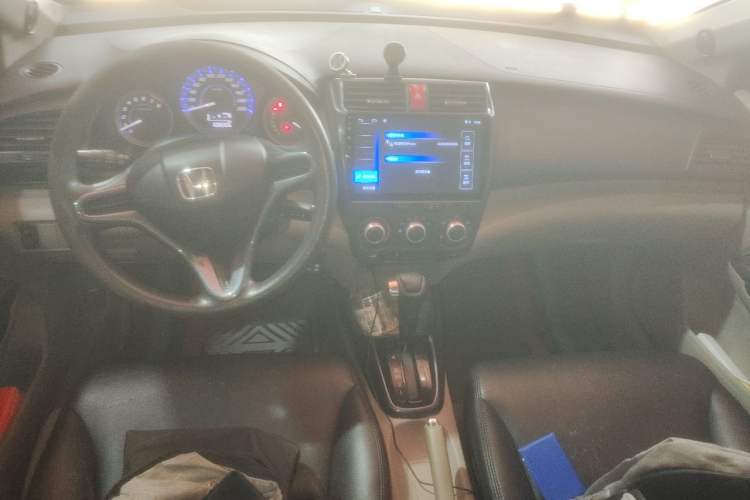 Used Honda City Classic 2014 Style 1.5L Automatic Elite Edition Center Console