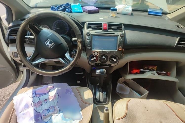 Used Honda City Classic 2014 Style 1.5L Automatic Elite Edition Center Console