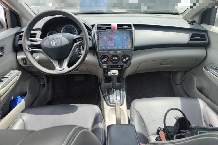 Used Honda City Classic 2014 Style 1.5L Automatic Elite Edition Center Console