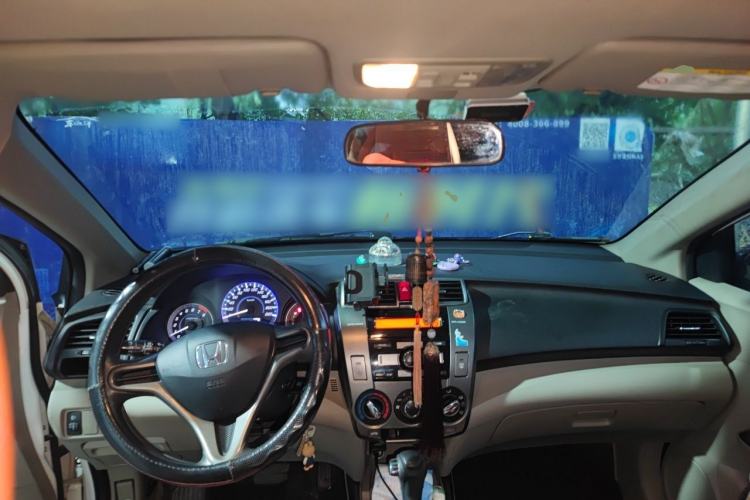 Used Honda City Classic 2014 Style 1.5L Automatic Elite Edition Center Console