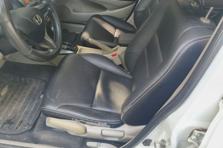 Used Honda City Classic 2014 Style 1.5L Automatic Elite Edition Driver Seat