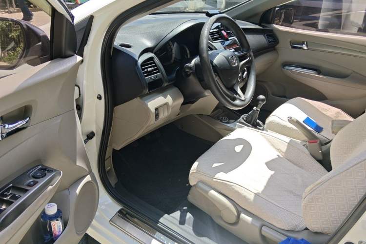 Used Honda City Classic 2014 Style 1.5L Manual Elite Edition Driver Seat