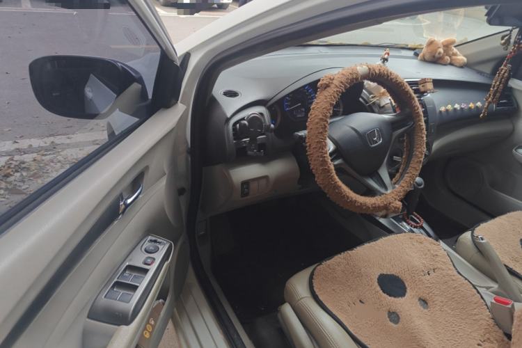 Used Honda City Classic 2014 Style 1.5L Automatic Elite Edition Driver Seat