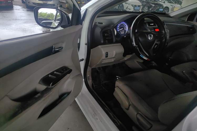 Used Honda City Classic 2014 Style 1.5L Manual Elite Edition Driver Seat