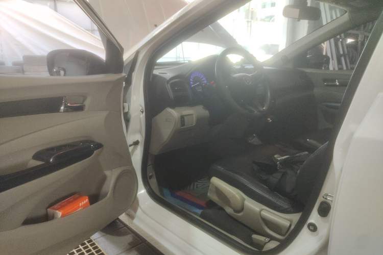 Used Honda City Classic 2014 Style 1.5L Automatic Elite Edition Driver Seat
