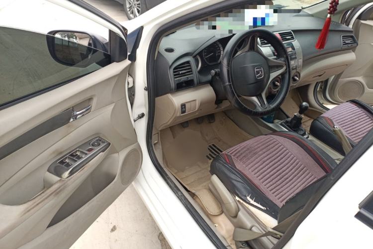 Used Honda City Classic 2014 Style 1.5L Manual Elite Edition Driver Seat