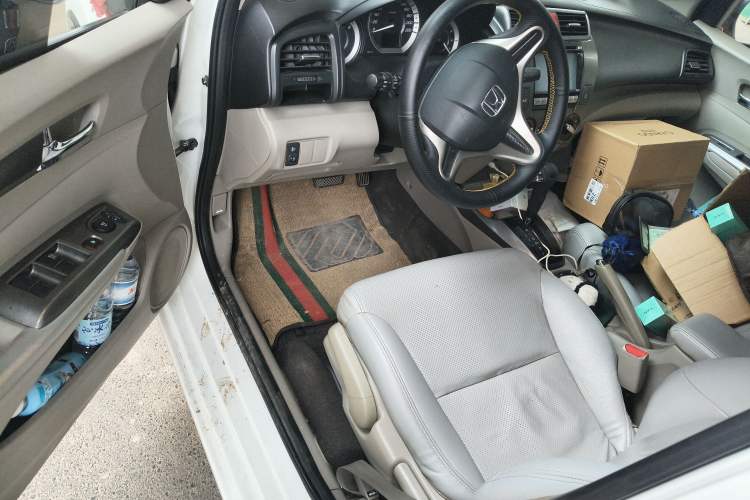 Used Honda City Classic 2014 Style 1.5L Automatic Elite Edition Driver Seat