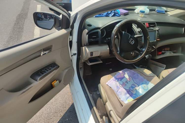 Used Honda City Classic 2014 Style 1.5L Automatic Elite Edition Driver Seat