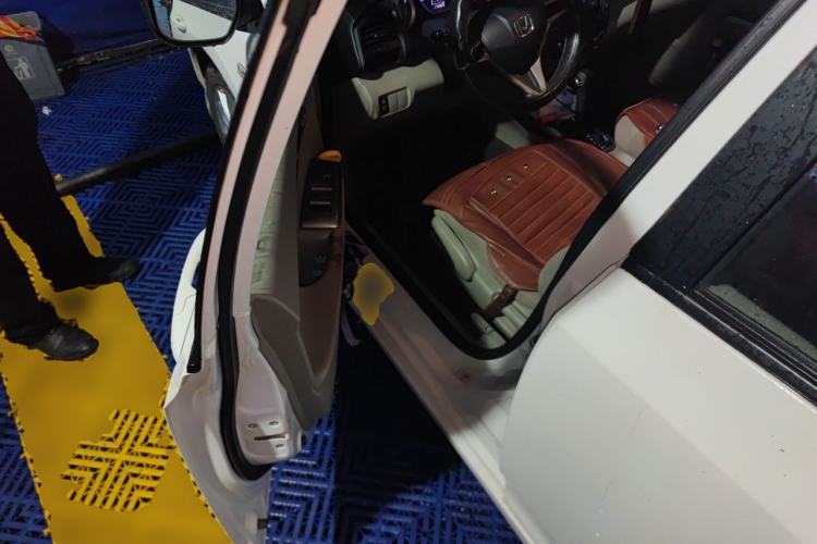 Used Honda City Classic 2014 Style 1.5L Automatic Elite Edition Driver Seat