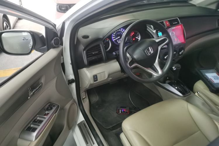 Used Honda City Classic 2014 Style 1.5L Automatic Elite Edition Driver Seat