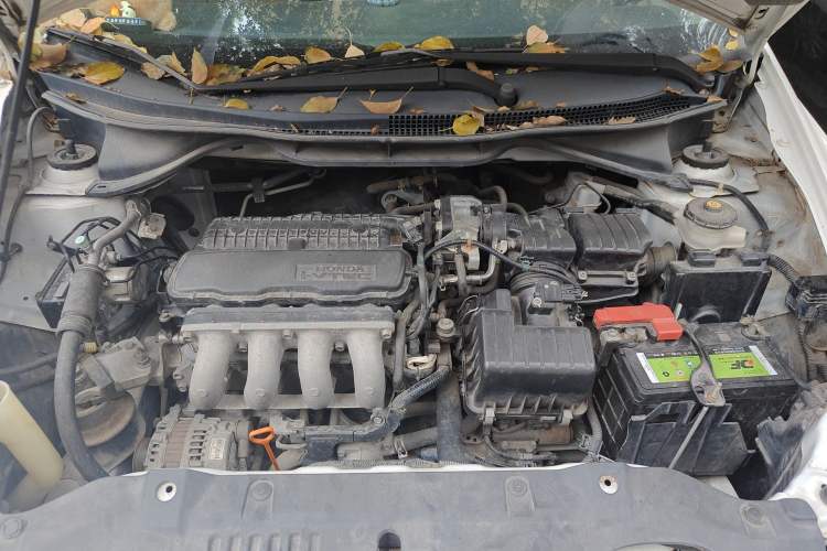 Used Honda City Classic 2014 Style 1.5L Automatic Elite Edition Engine Bay