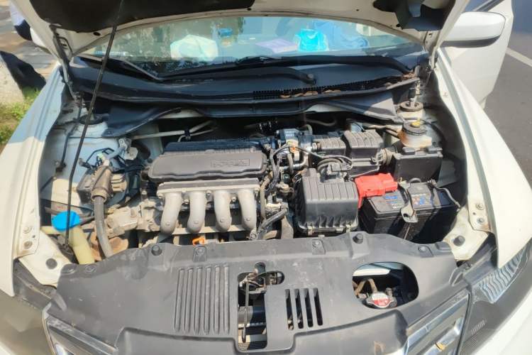 Used Honda City Classic 2014 Style 1.5L Automatic Elite Edition Engine Bay