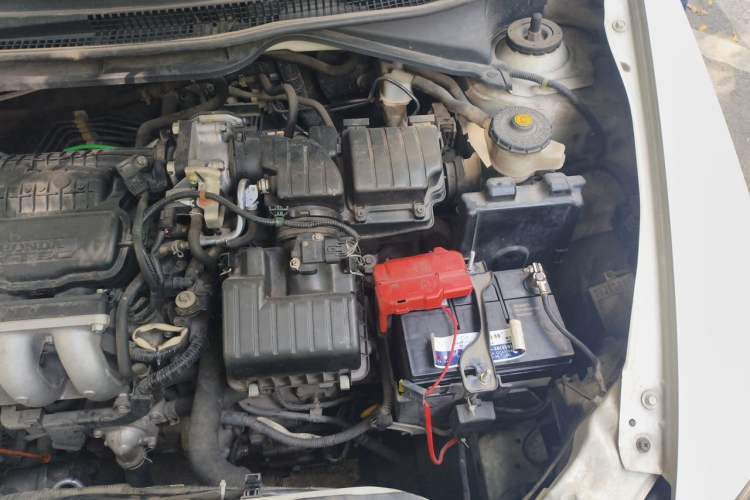 Used Honda City Classic 2014 Style 1.5L Automatic Elite Edition Engine Bay Left
