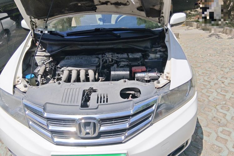 Used Honda City Classic 2014 Style 1.5L Manual Elite Edition Engine Bay Left