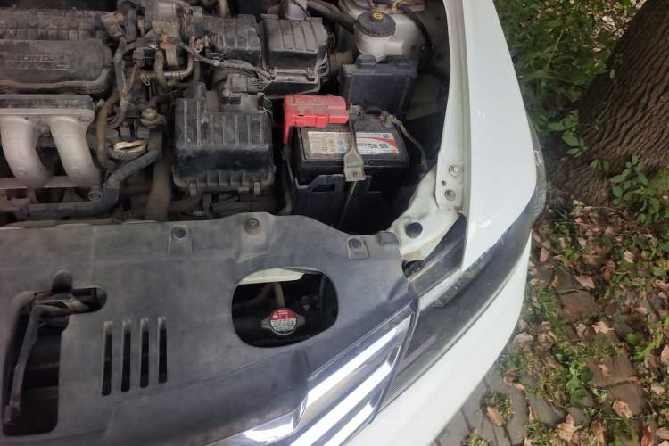 Used Honda City Classic 2014 Style 1.5L Automatic Elite Edition Engine Bay Left