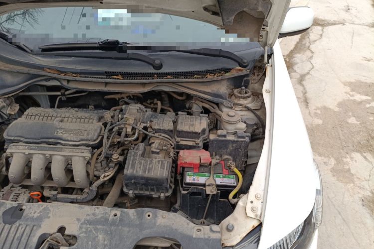 Used Honda City Classic 2014 Style 1.5L Manual Elite Edition Engine Bay Left