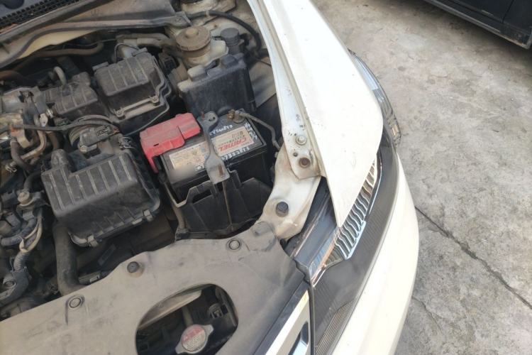 Used Honda City Classic 2014 Style 1.5L Manual Elite Edition Engine Bay Left