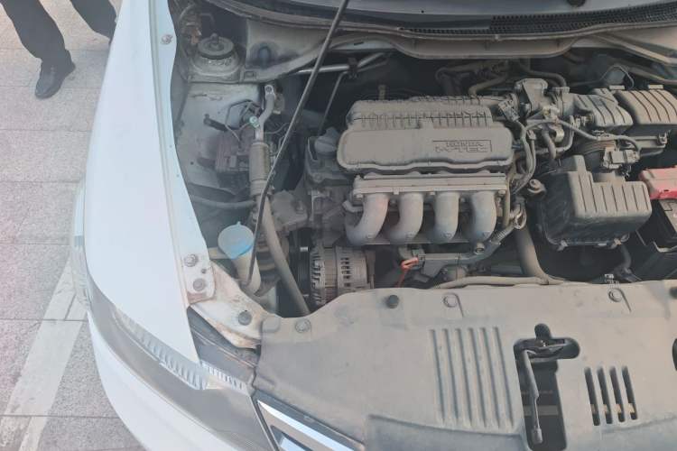 Used Honda City Classic 2014 Style 1.5L Manual Elite Edition Engine Bay Right