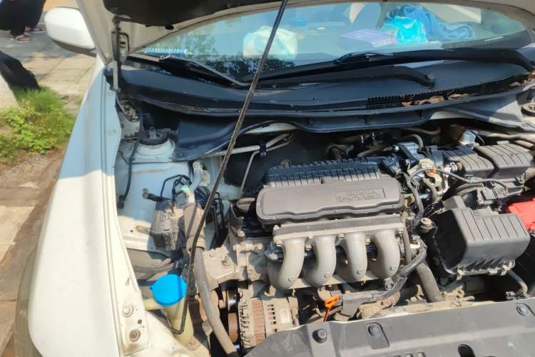 Used Honda City Classic 2014 Style 1.5L Automatic Elite Edition Engine Bay Right