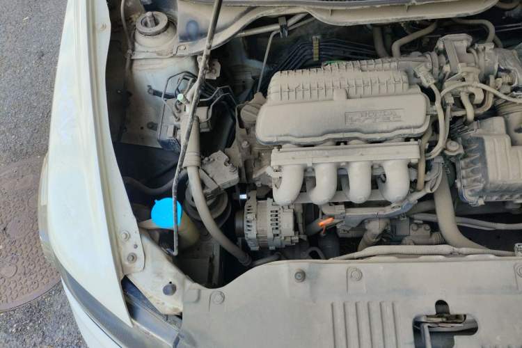 Used Honda City Classic 2014 Style 1.5L Manual Elite Edition Engine Bay Right