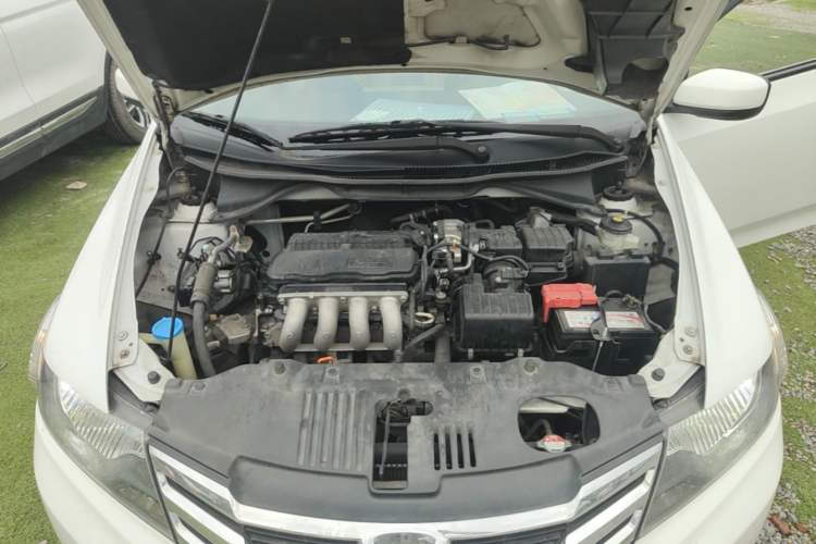 Used Honda City Classic 2014 Style 1.5L Automatic Elite Edition Engine Bay