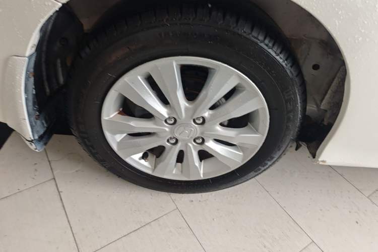 Used Honda City Classic 2014 Style 1.5L Automatic Elite Edition Exterior 2