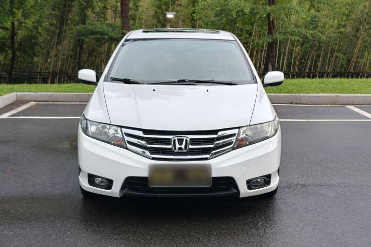 Used Honda City Classic 2014 Style 1.5L Automatic Elite Edition Exterior 3