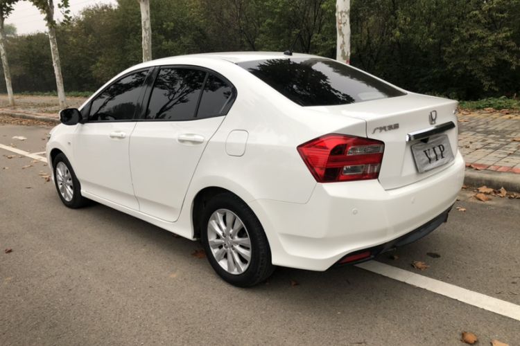 Used Honda City Classic 2014 Style 1.5L Manual Elite Edition Exterior 4
