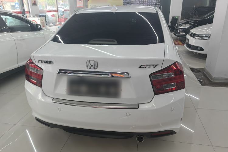 Used Honda City Classic 2014 Style 1.5L Automatic Elite Edition Exterior 4