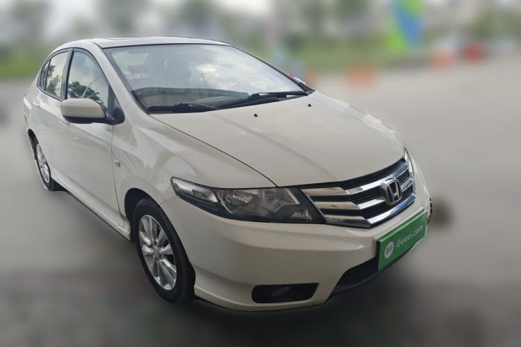 Used Honda City Classic 2014 Style 1.5L Manual Elite Edition Front Right 45 Deg