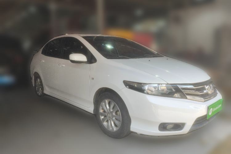 Used Honda City Classic 2014 Style 1.5L Automatic Elite Edition Front Right 45 Deg