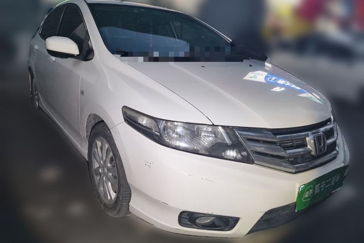 Used Honda City Classic 2014 Style 1.5L Manual Elite Edition Front Right 45 Deg