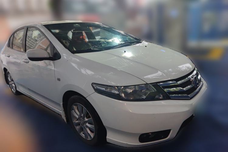 Used Honda City Classic 2014 Style 1.5L Automatic Elite Edition Front Right 45 Deg
