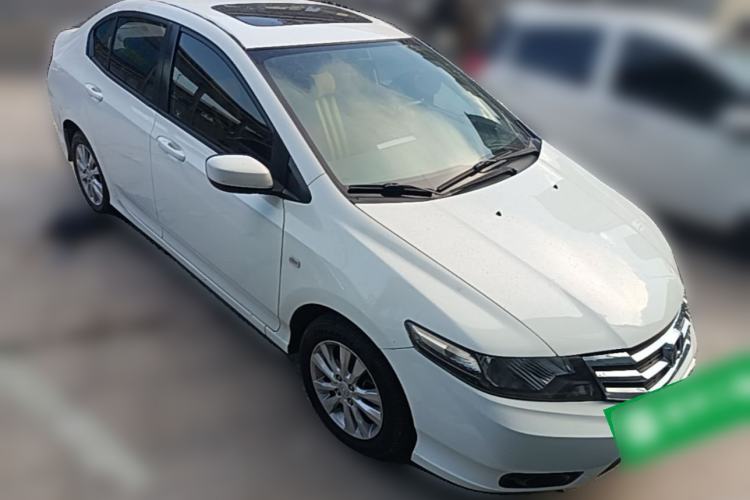 Used Honda City Classic 2014 Style 1.5L Automatic Elite Edition Front Right 45 Deg