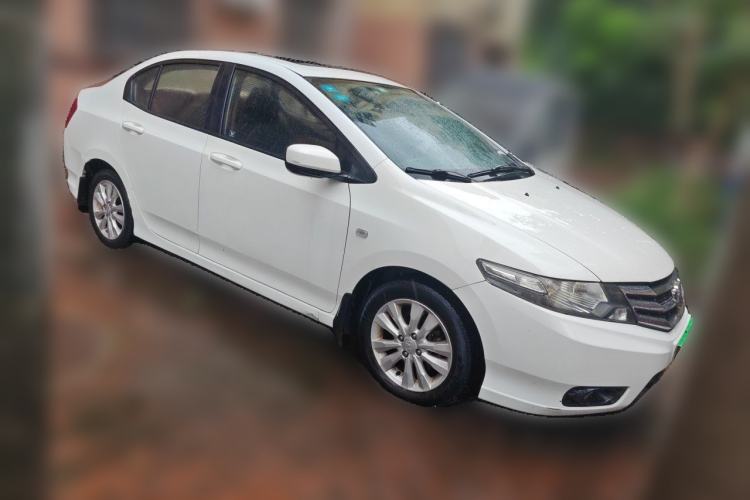 Used Honda City Classic 2014 Style 1.5L Manual Elite Edition Front Right 45 Deg