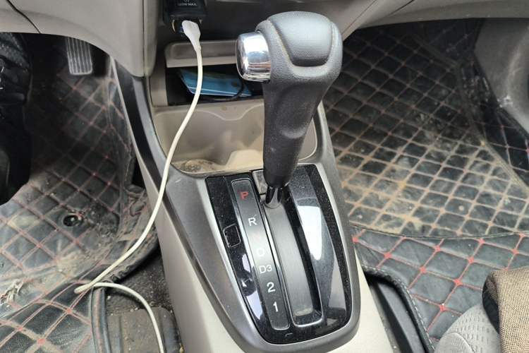 Used Honda City Classic 2014 Style 1.5L Automatic Elite Edition Gear Lever