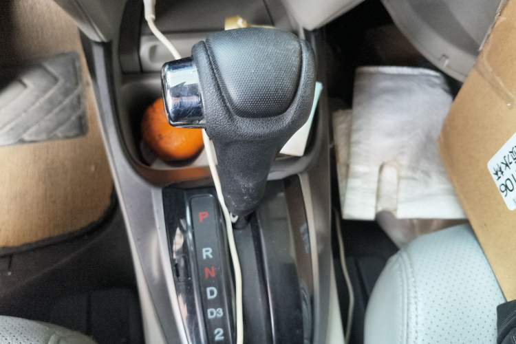 Used Honda City Classic 2014 Style 1.5L Automatic Elite Edition Gear Lever