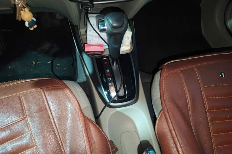 Used Honda City Classic 2014 Style 1.5L Automatic Elite Edition Gear Lever