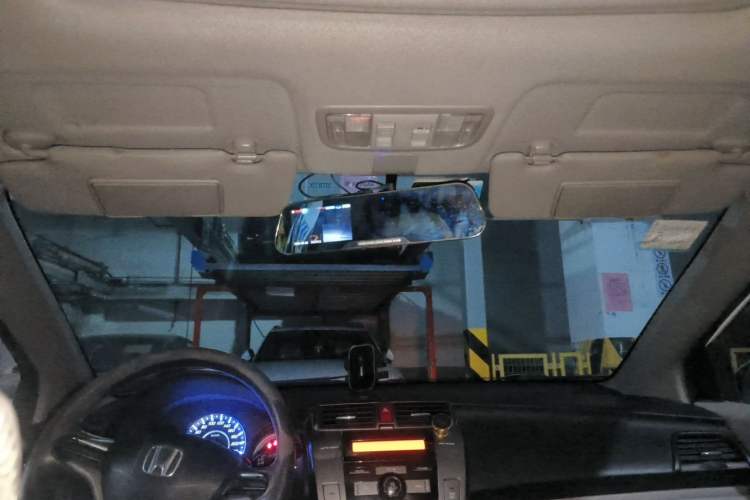 Used Honda City Classic 2014 Style 1.5L Manual Elite Edition Headliner