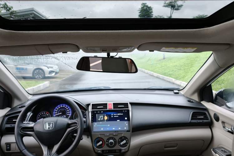 Used Honda City Classic 2014 Style 1.5L Automatic Elite Edition Headliner