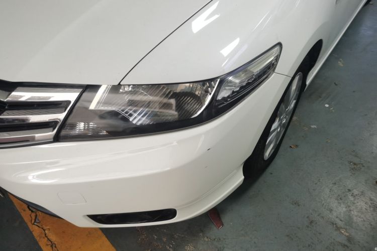 Used Honda City Classic 2014 Style 1.5L Automatic Elite Edition Left Front Headlight
