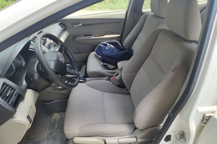 Used Honda City Classic 2014 Style 1.5L Automatic Elite Edition Left Front Seat