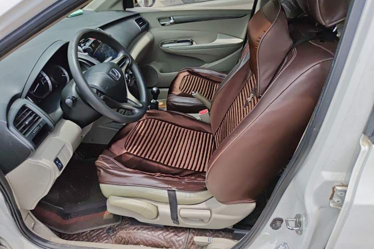 Used Honda City Classic 2014 Style 1.5L Manual Elite Edition Left Front Seat