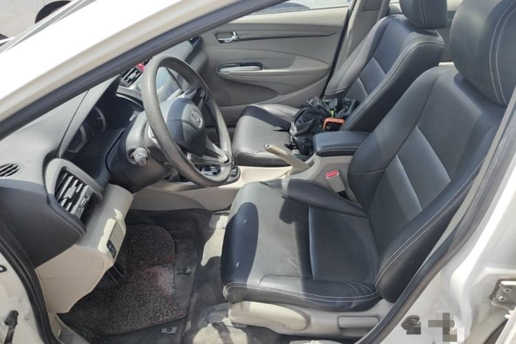 Used Honda City Classic 2014 Style 1.5L Automatic Elite Edition Left Front Seat
