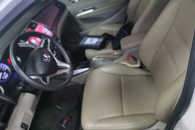 Used Honda City Classic 2014 Style 1.5L Automatic Elite Edition Left Front Seat