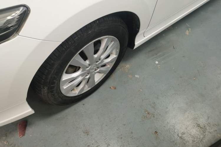 Used Honda City Classic 2014 Style 1.5L Automatic Elite Edition Left Front Wheel Hub