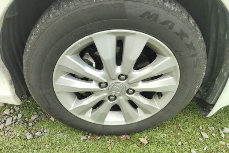Used Honda City Classic 2014 Style 1.5L Automatic Elite Edition Left Front Wheel Hub
