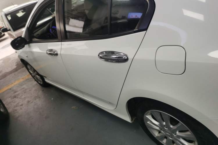 Used Honda City Classic 2014 Style 1.5L Automatic Elite Edition Left Side