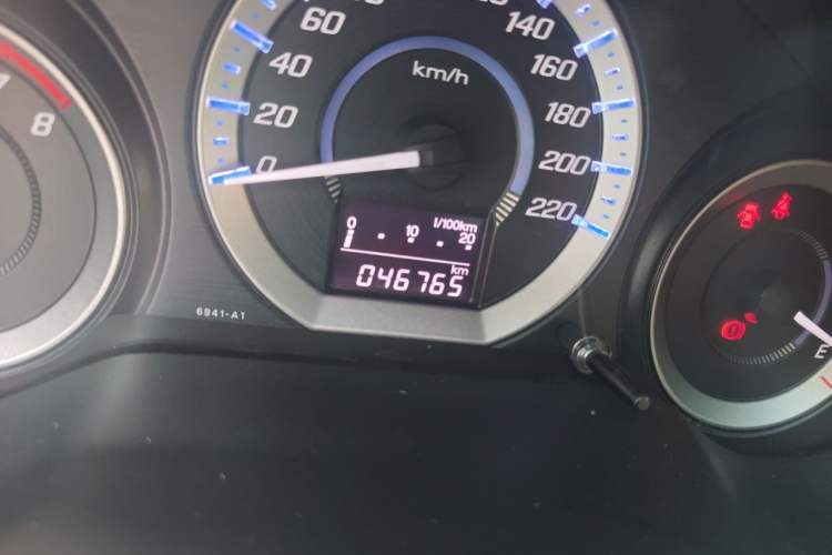 Used Honda City Classic 2014 Style 1.5L Manual Elite Edition Odometer Close Up