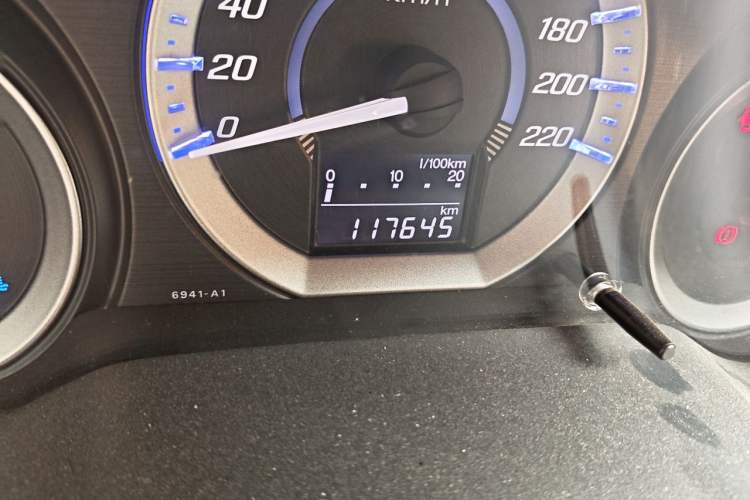 Used Honda City Classic 2014 Style 1.5L Manual Elite Edition Odometer Close Up